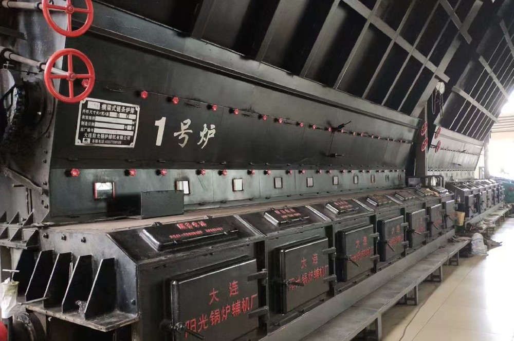 横梁炉排：大连阳光炉排大型锅炉的高效燃烧核心