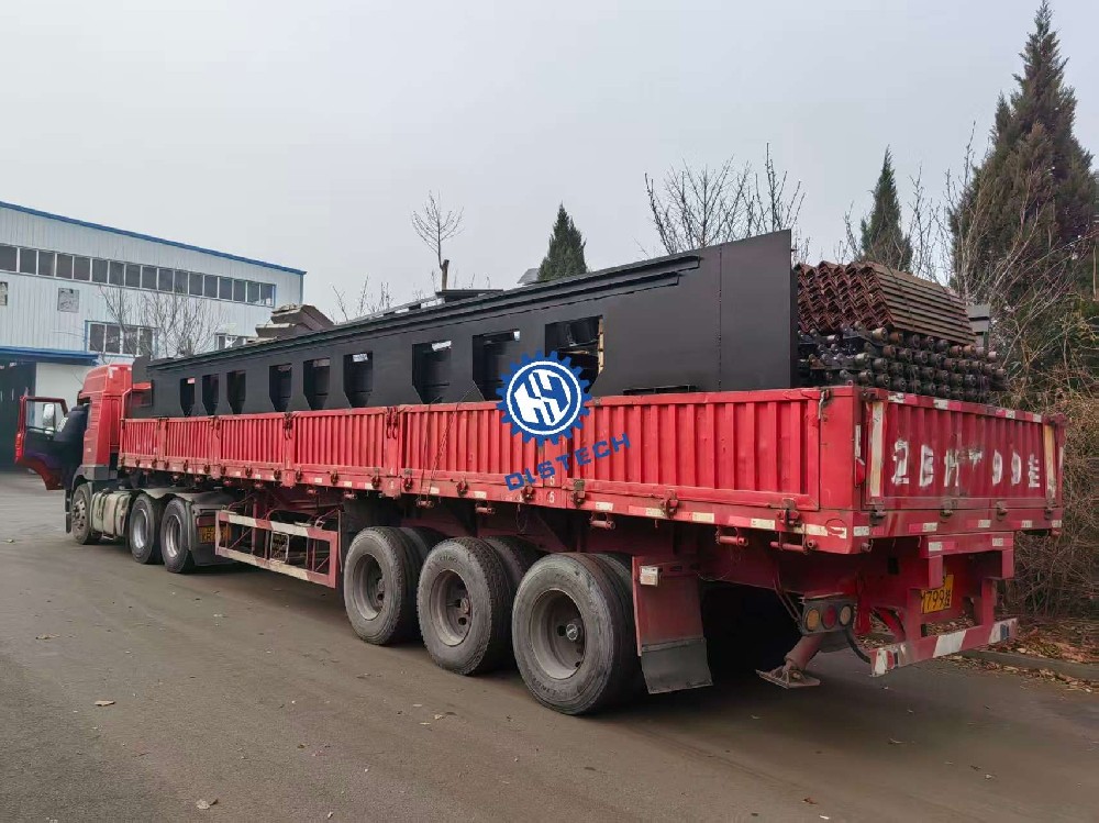 大连阳光锅炉炉排厂客户定制130吨横梁第六车发货